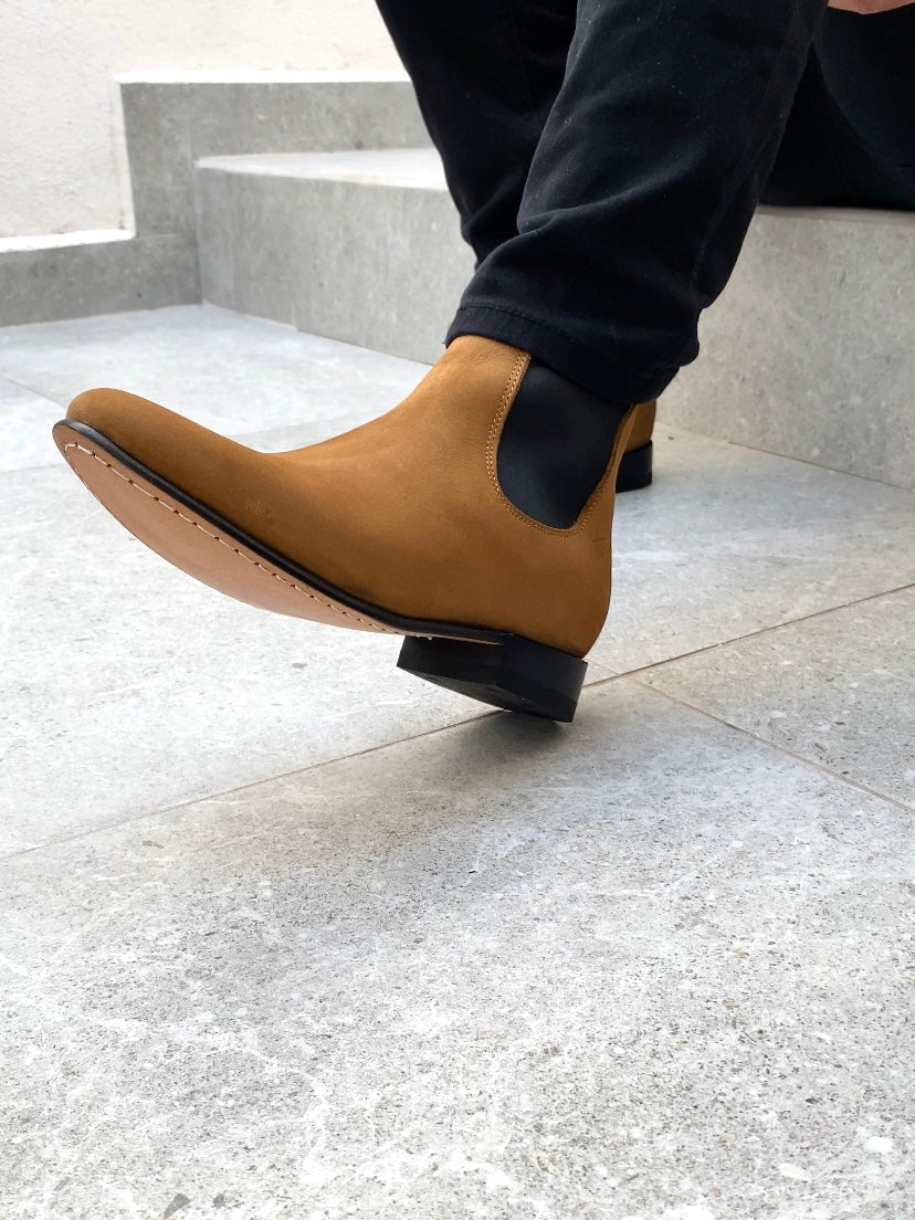 Valencia - Nobuk ocre.