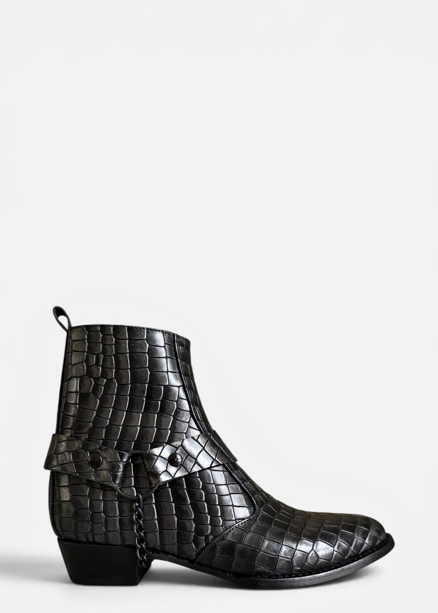 Madrid - Graphite Alligator