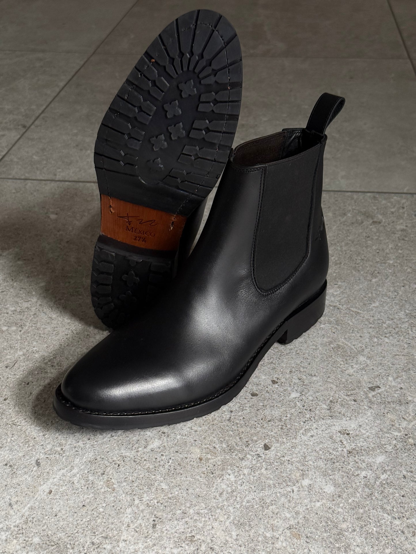 Track - Atanado negro.