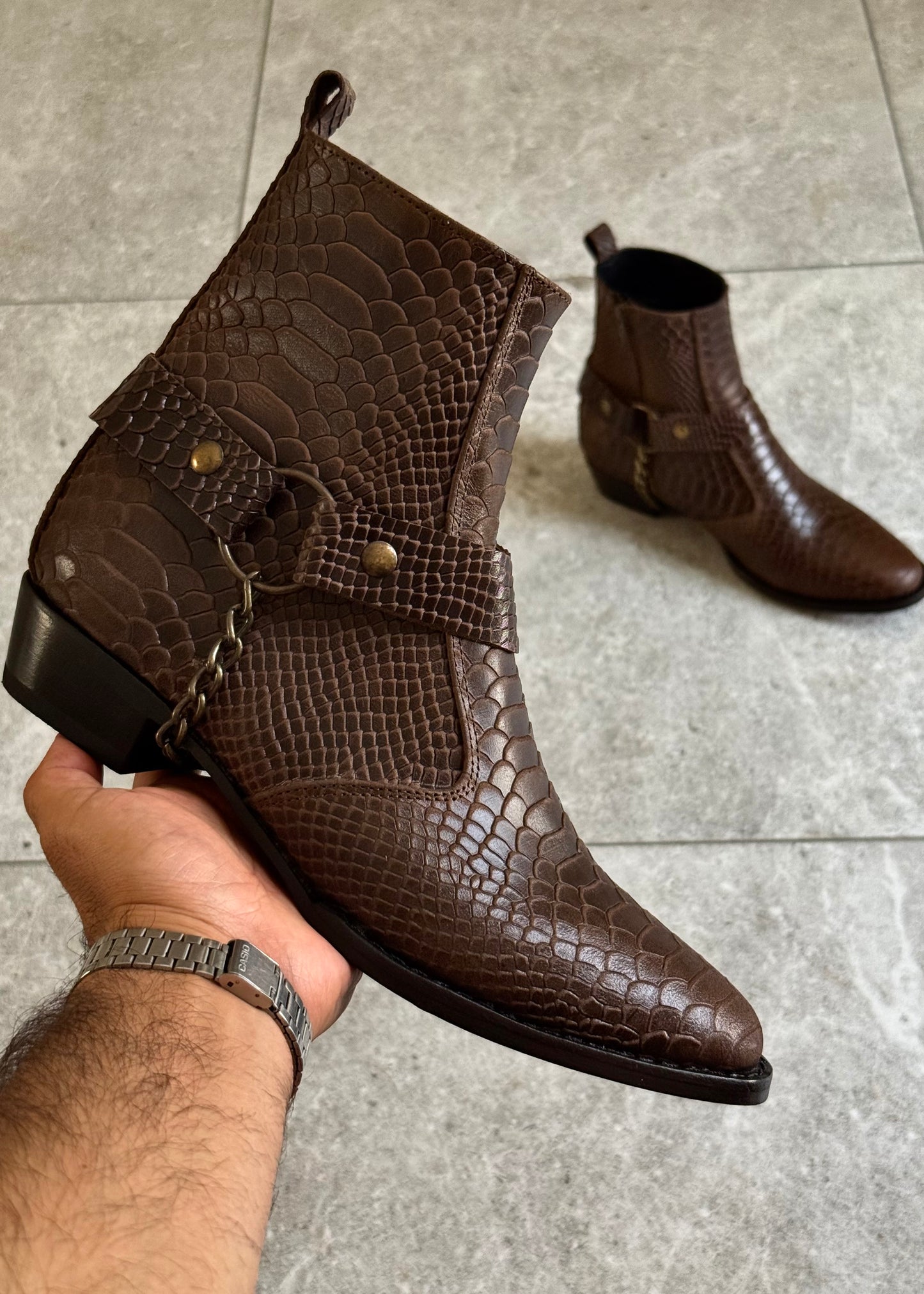 Madrid - Brown Snake